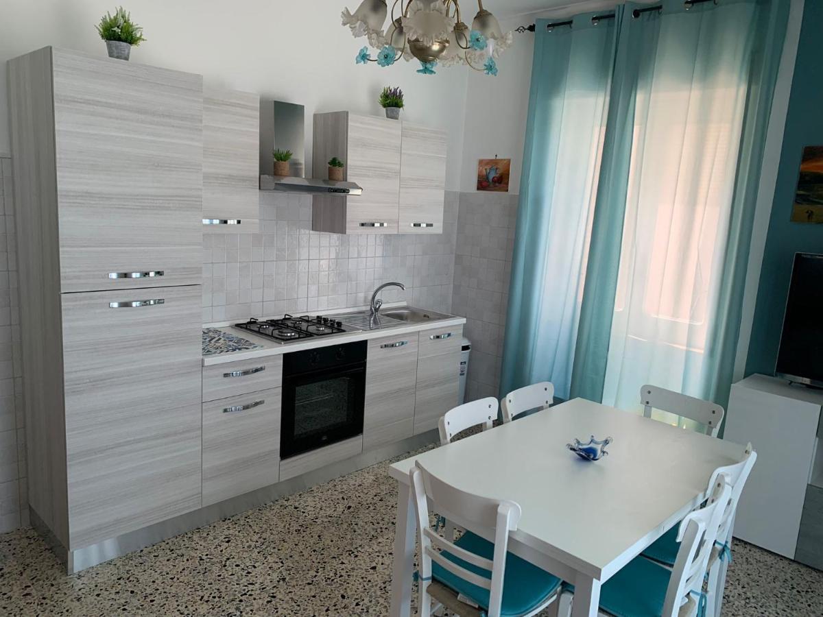 Amelia A Mare Apartment Paola Exterior photo